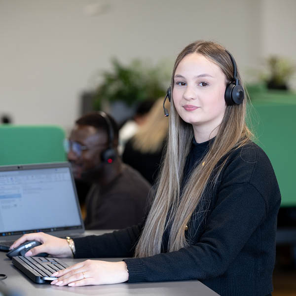 Ausbildung-Dialogmarketing Auszubildende zur Kauffrau für Dialogmarketing